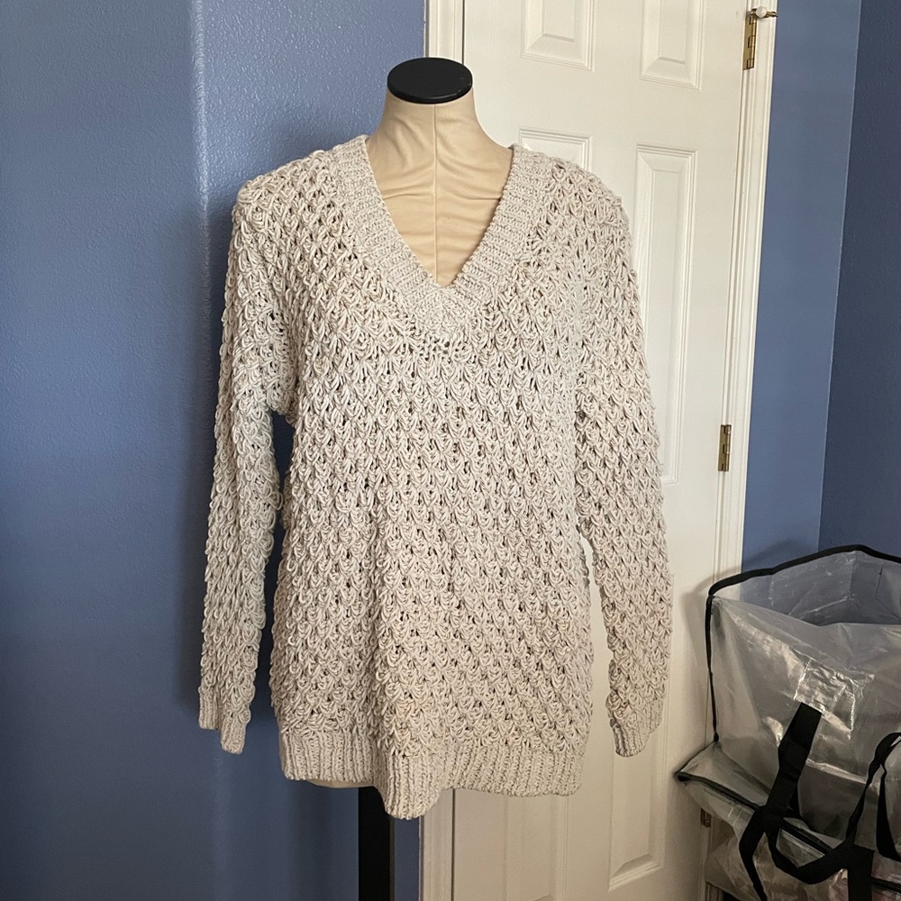 Woven Heart V-Neck Open Knit Sweater in Oatmeal - Picture 4 of 10